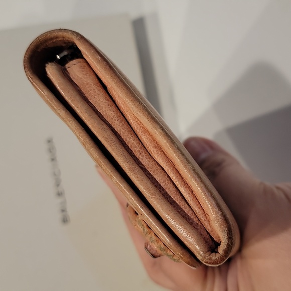 Authentic Balenciaga wallet with box - Picture 4 of 9